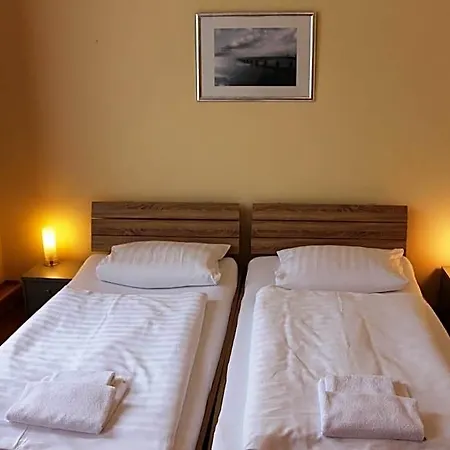 Hotel Landgasthof Schoenecke 2*