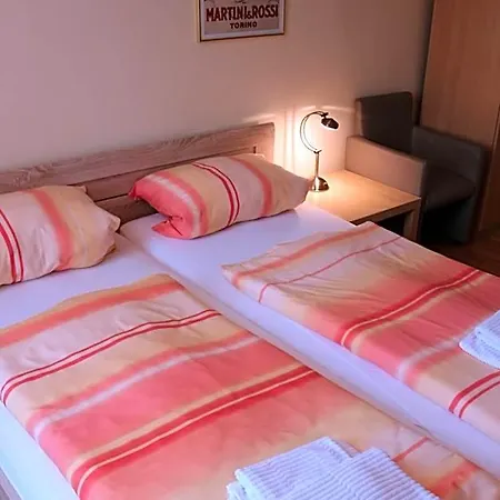 Hotel Landgasthof Schoenecke 2*
