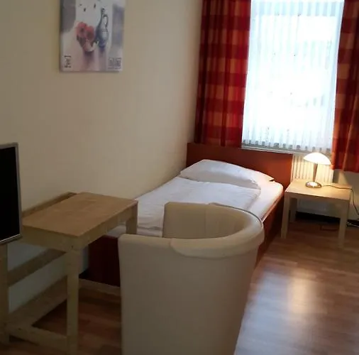 Landgasthof Schoenecke Hotel 2*