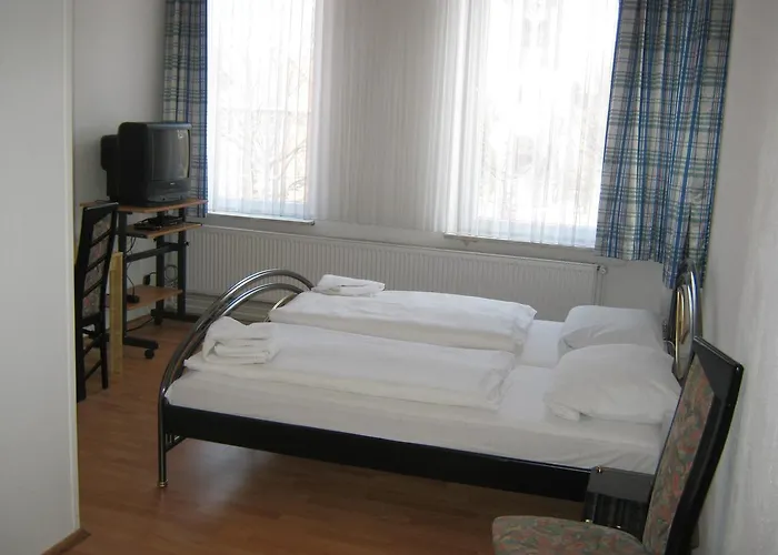 Hotel Landgasthof Schoenecke 2*