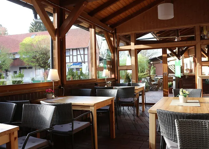 Landgasthof Schoenecke 2*