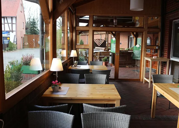 Hotel Landgasthof Schoenecke 2*