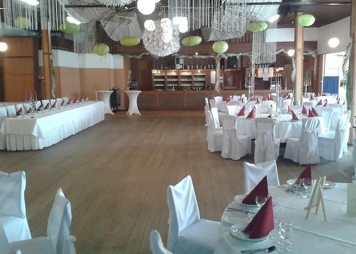 Otel Landgasthof Schoenecke